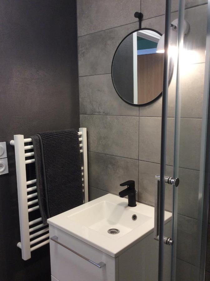 Les Obiones, Vue Laterale Mer, Fort Mahon Plage, Magnifique Studio Cabine 4P, Avec Balcon , Parking Prive Gratuit, Wifi, Classe 2 Etoiles, Exposition Plein Sud En Baie De Somme Екстериор снимка