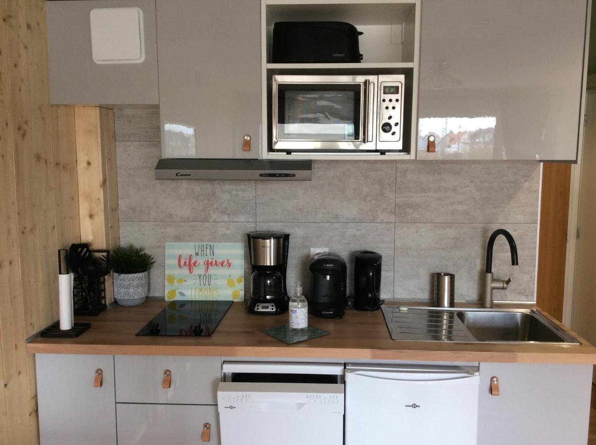 Les Obiones, Vue Laterale Mer, Fort Mahon Plage, Magnifique Studio Cabine 4P, Avec Balcon , Parking Prive Gratuit, Wifi, Classe 2 Etoiles, Exposition Plein Sud En Baie De Somme Екстериор снимка